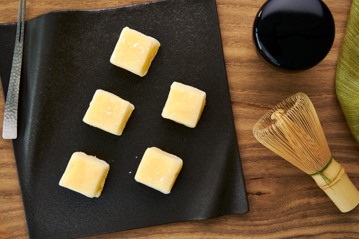 Butter mochi cakes are sticky, sweet and ultra buttery.