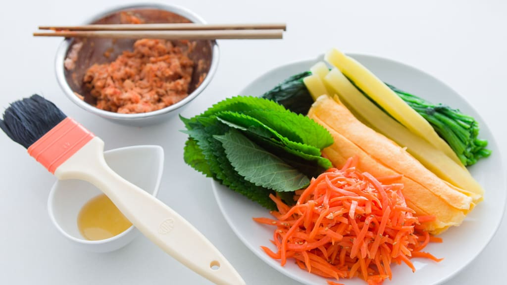 Ingredients for making the best gimbap.