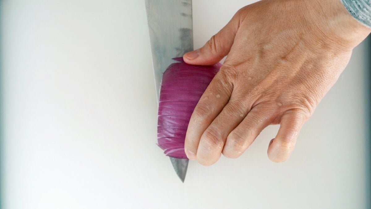 Slice the onion horizontally 2-3 times.