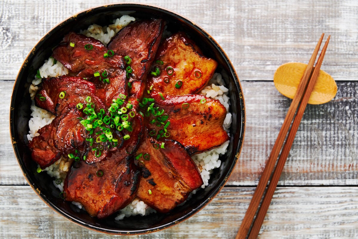 Tokachi Butadon is an easy grilled Japanese pork bowl serve on a bed of rice.