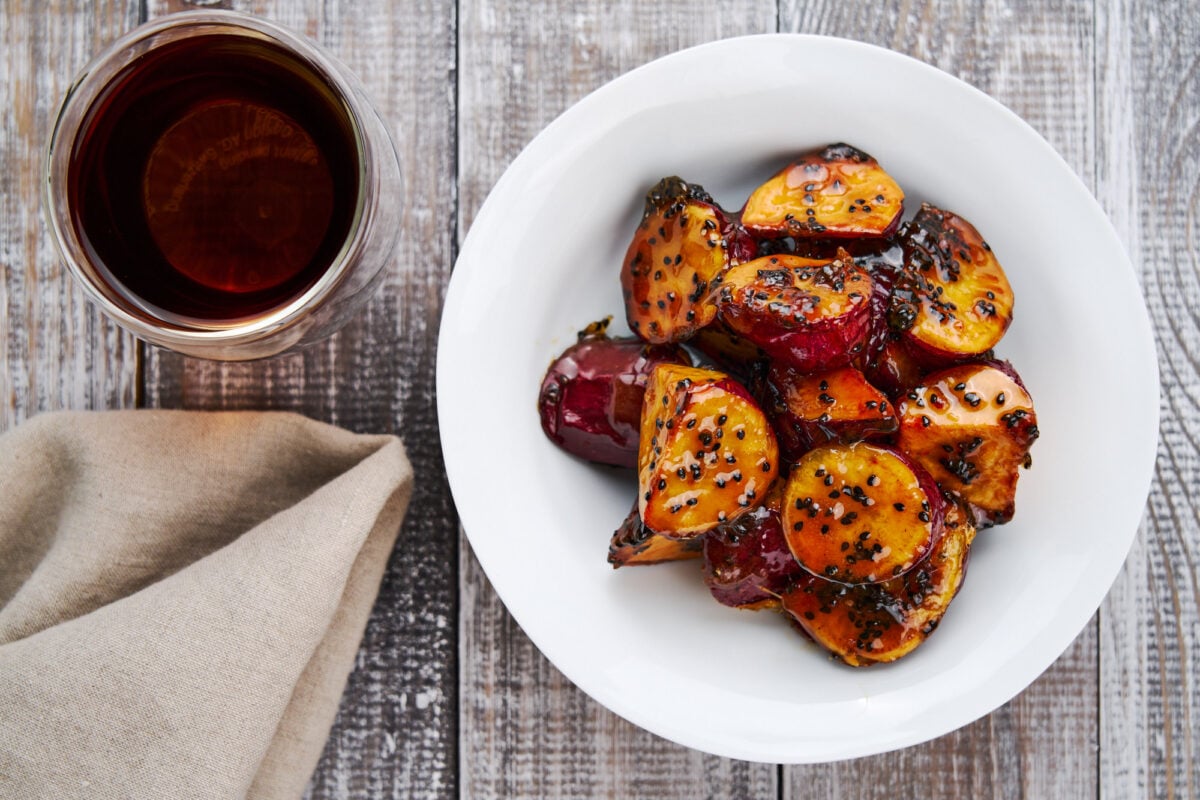 Glazed Japanese sweet potatoes with hojicha tea.