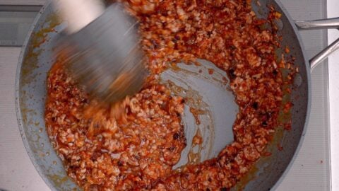 Add the sauce for the Mapo Tofu and boil until thickened.