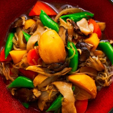 Nikujaga is a classic Japanese stew that's traditionally made with meat and potatoes. For this plant-based version, two types of meaty mushrooms stand-in for the beef.