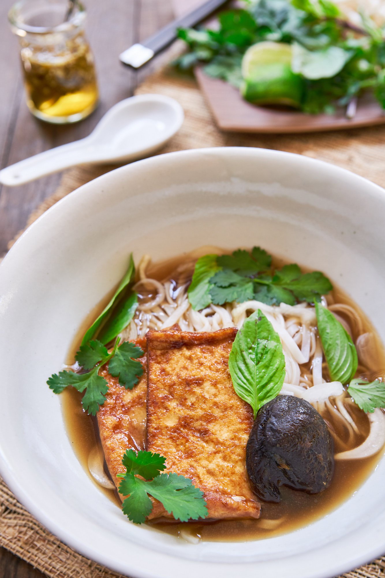 Easy vegan pho recipe made with dried mushrooms for all the lip-smacking umami of the original, neatly balanced by the sweet smokiness of char-grilled aromatics, while warm spices like cinnamon, star anise, and cloves hit all the right notes.